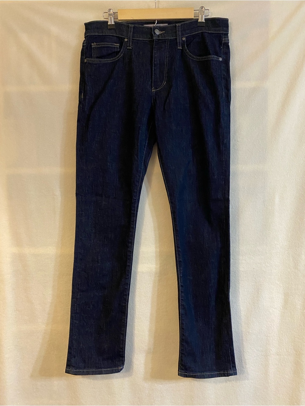 Joe's Jeans 32x33 Isaiah dark wash slim fit straight leg blue jeans